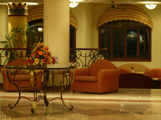 Aloe Hotel Lobby