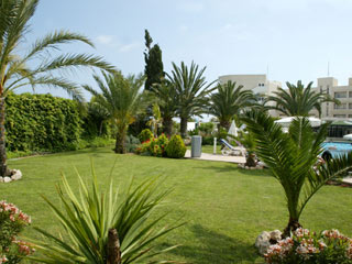 Aloe Hotel Garden