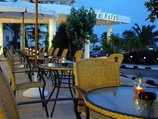 Aloe Hotel Cafe Bar