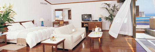 Coral's Beach Hotel Suite