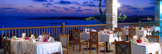 Coral's Beach Hotel Sea View Restaurant