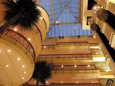 Hilton Cyprus-Lift