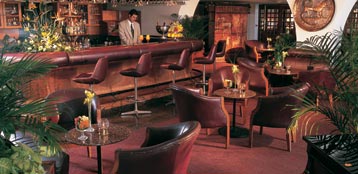 Palm Beach Hotel & Bungalows - Piano Bar