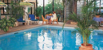 Palm Beach Hotel & Bungalows - Indoor Swimmingpool