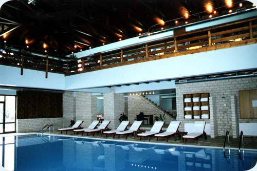Avaris Hotel Pool