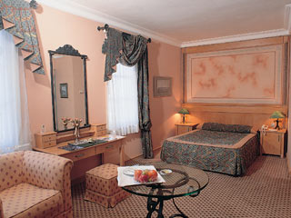Arcadia Hotel - Suite Room