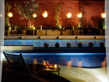 Hyatt Regency Istanbul Swimming Pool