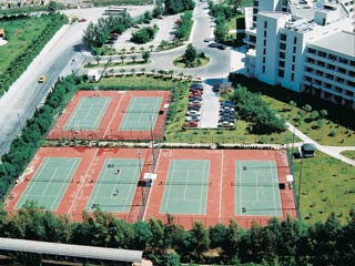 Mirage Park Resort Hotel - Tennis Courts