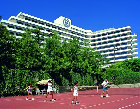 Sheraton Voyager - Tennis Court