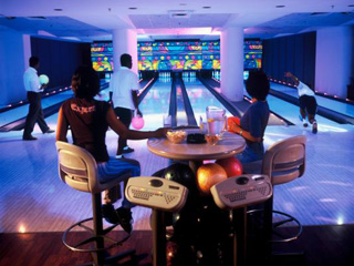 	Cosmic Bowling Centre