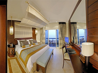Deluxe Suite Bedroom