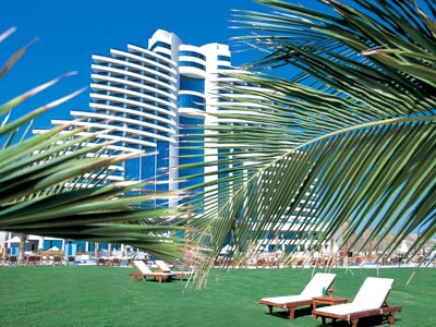 Le Meridien Al Aqah Beach Resort Fujairah - Garden